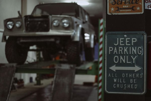 Location d'un camion à nîmes : conseils, tarifs et astuces pour réussir son projet